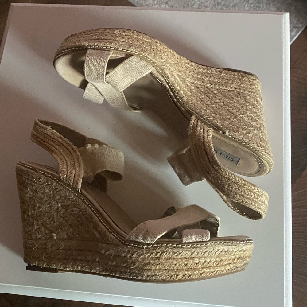 Steve Madden Wedges
